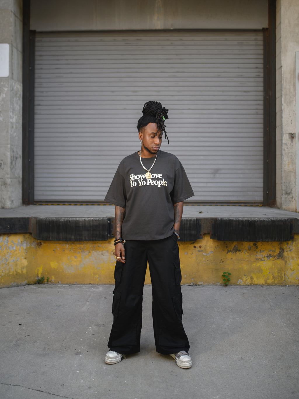 Show Love To Yo People Tee
